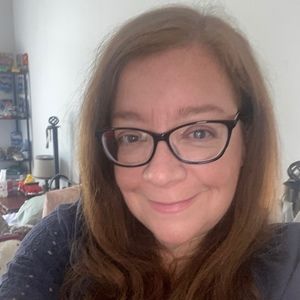 Meet your Posher, Carolyn